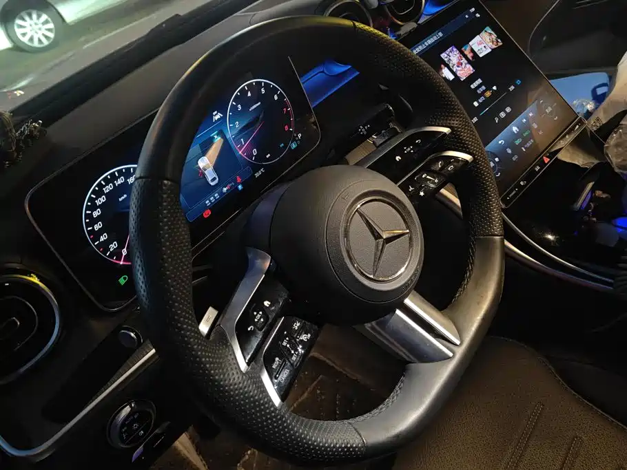 Mercedes-Benz C-Class — миниатюра 15