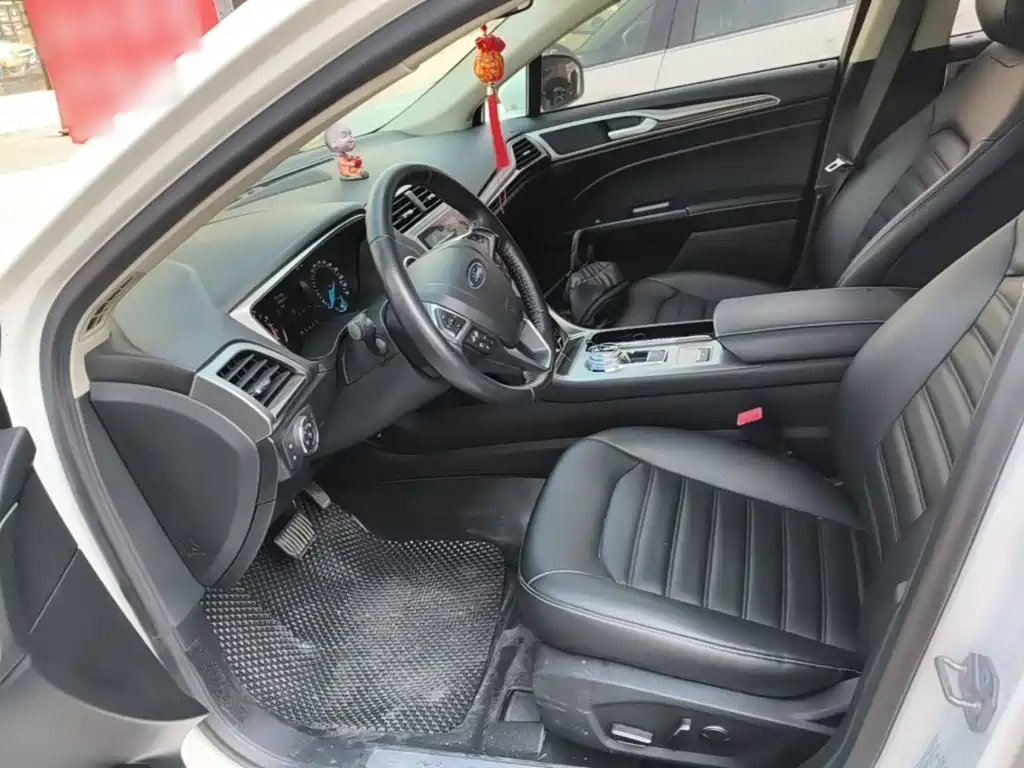 Ford Mondeo — миниатюра 15