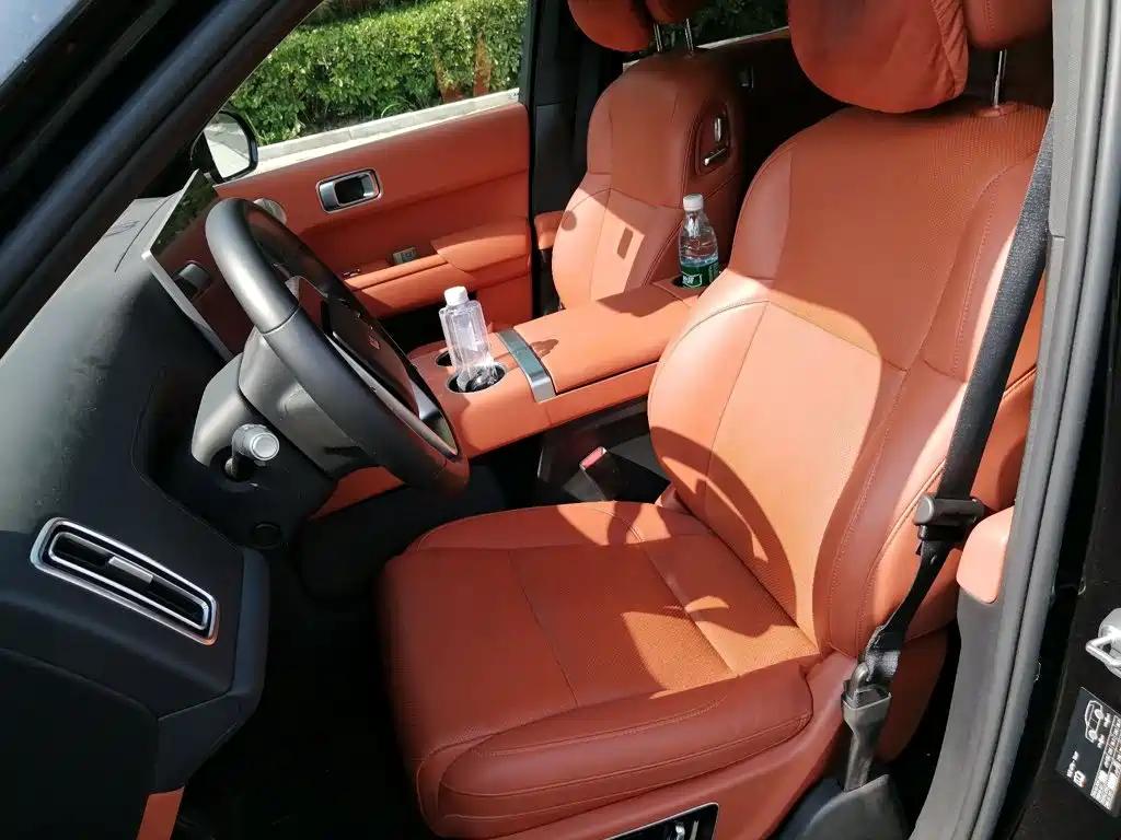 Li Auto Li L8 — миниатюра 16