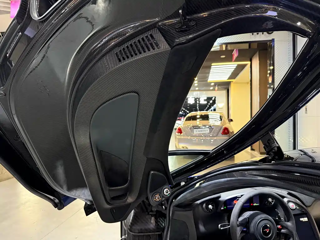 McLaren P1 — миниатюра 23