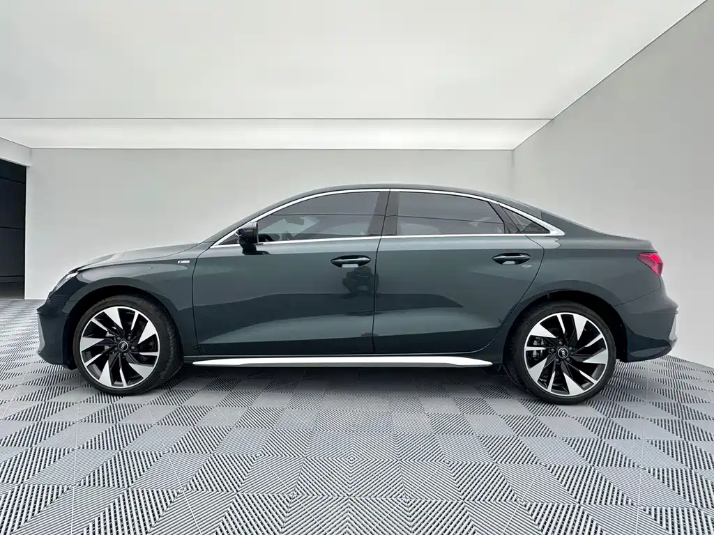 Audi A3 — миниатюра 8