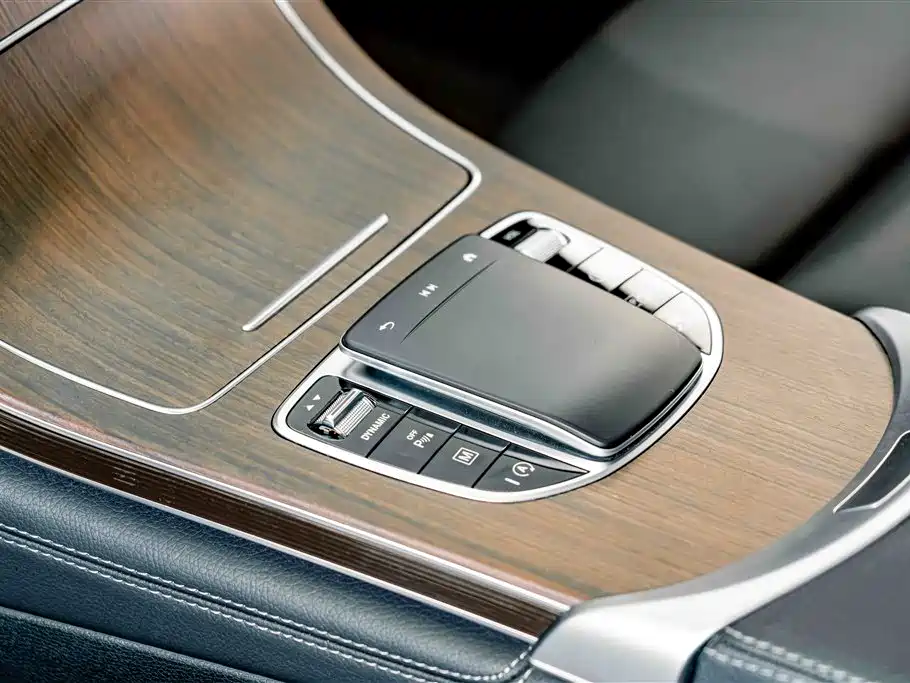 Mercedes-Benz GLC — миниатюра 14