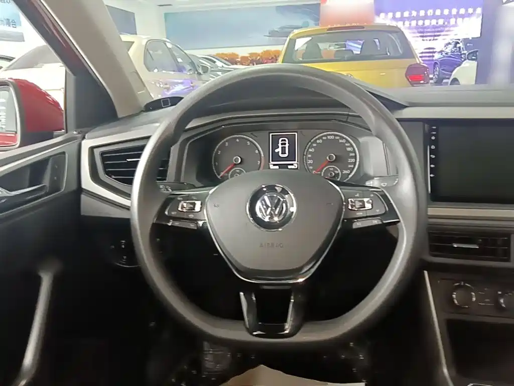 Volkswagen Polo — миниатюра 11