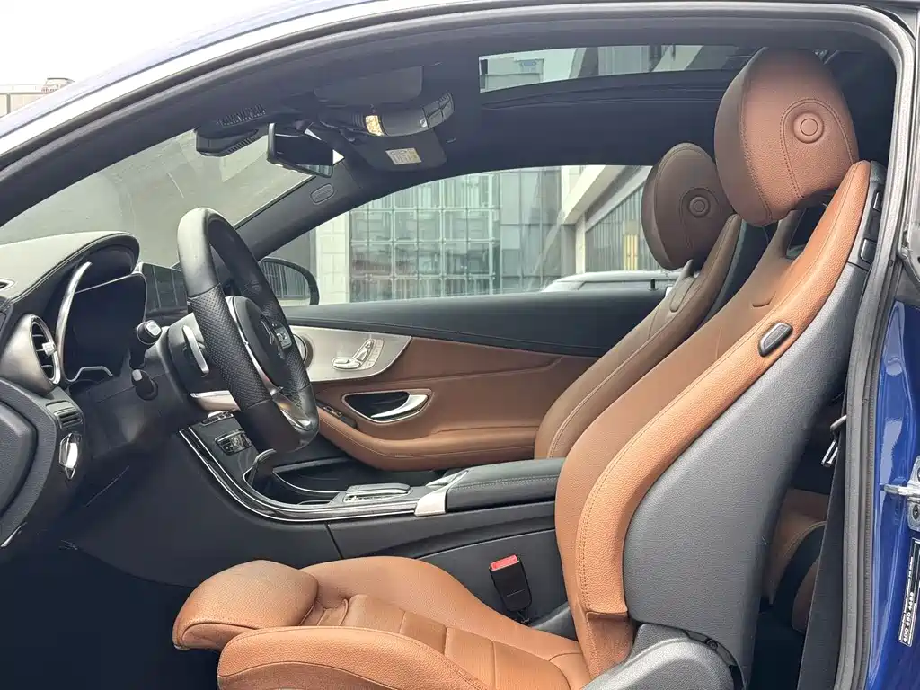 Mercedes-Benz C-Class (Import) — миниатюра 4