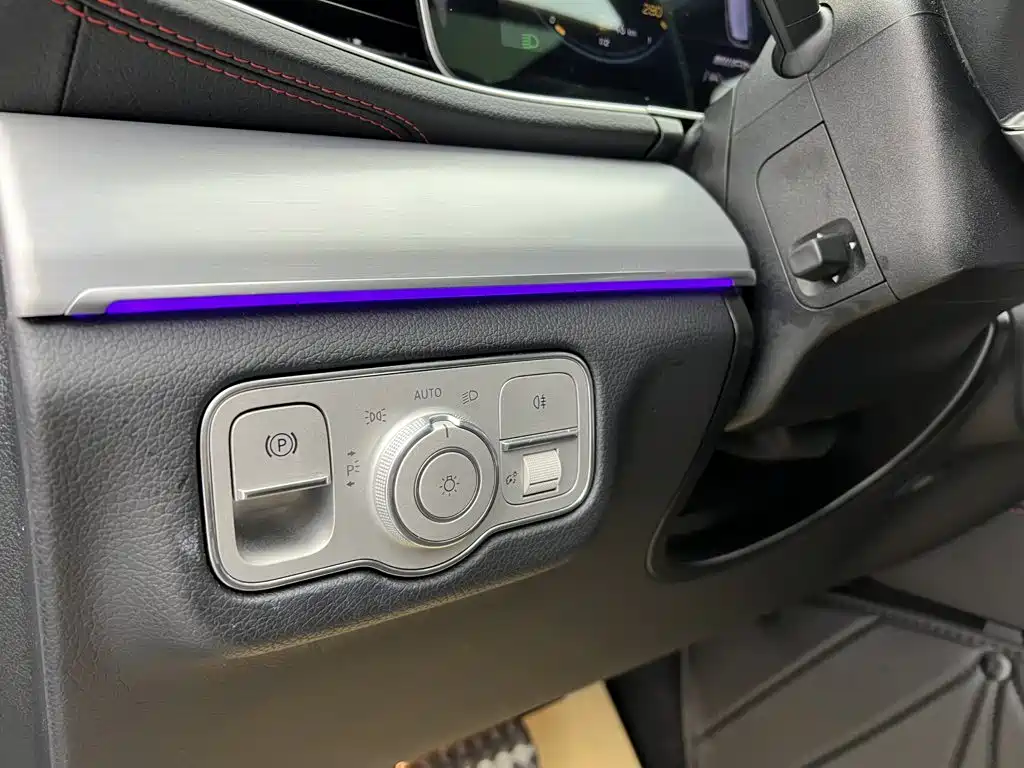 Mercedes-Benz GLE AMG — миниатюра 32