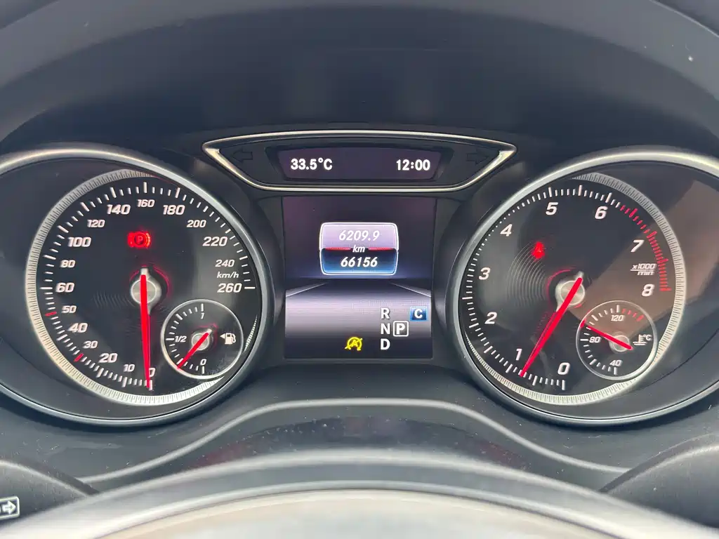Mercedes-Benz GLA — миниатюра 14