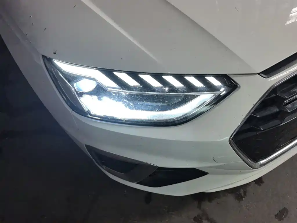 Audi A4L — миниатюра 7