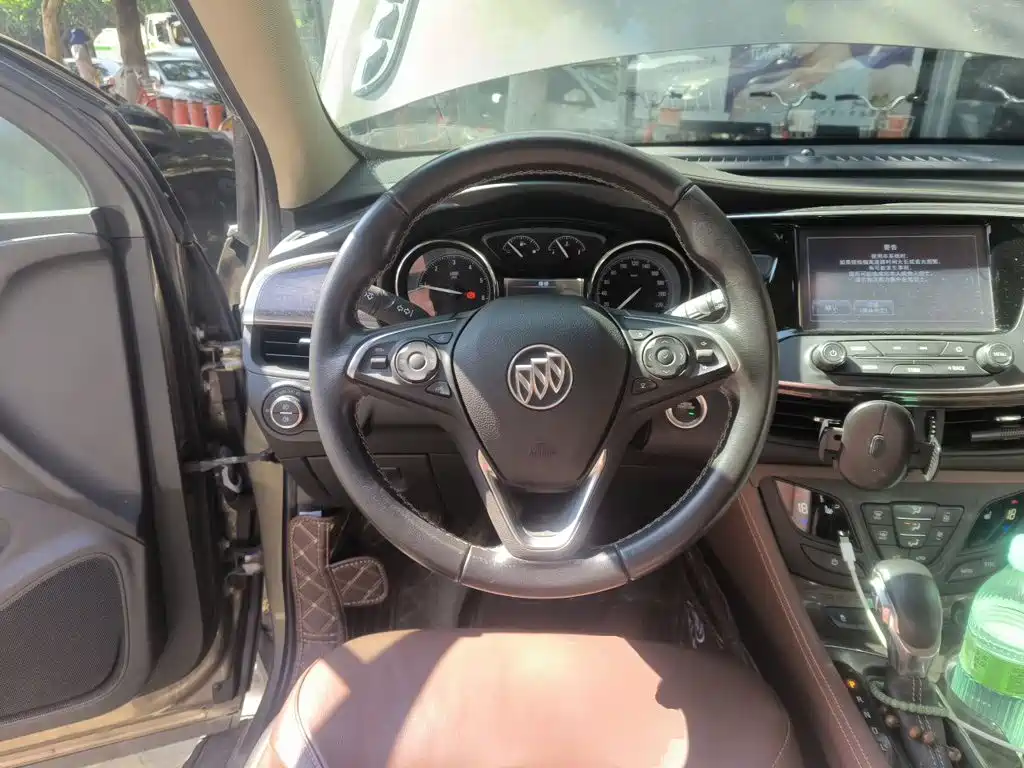 Buick Envision Plus — миниатюра 6