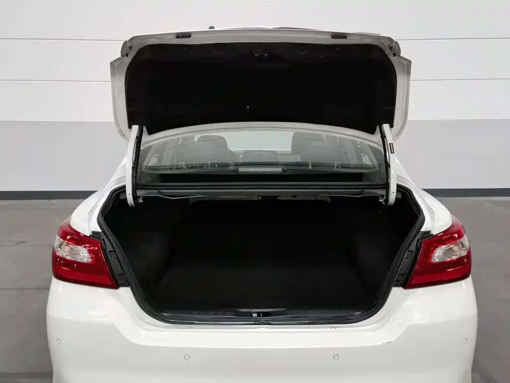 Nissan Teana — миниатюра 16