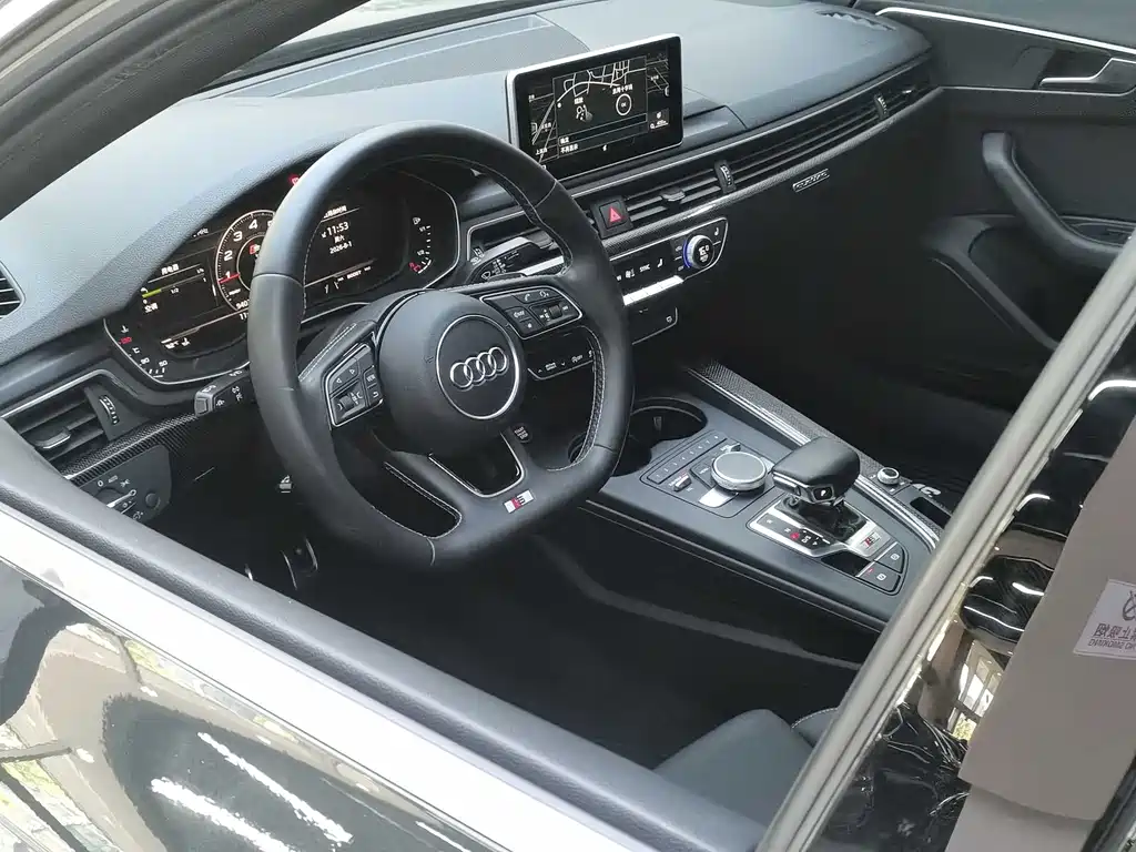 Audi S4 — миниатюра 9