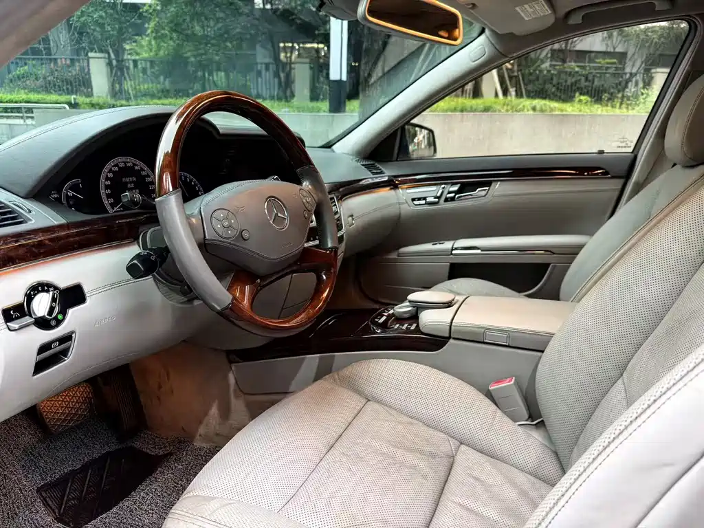 Mercedes-Benz S-Class — миниатюра 4
