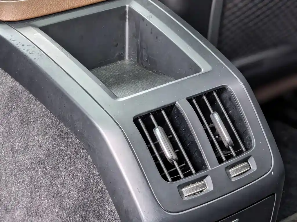 Volvo S90 — миниатюра 16
