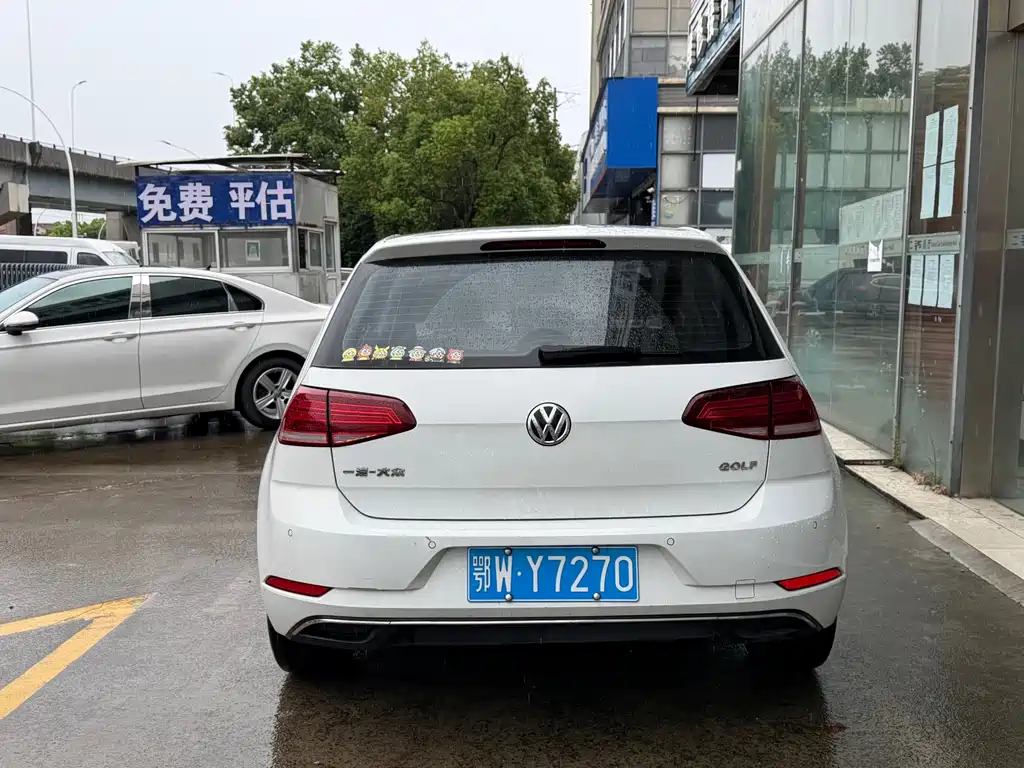 Volkswagen Golf — миниатюра 4