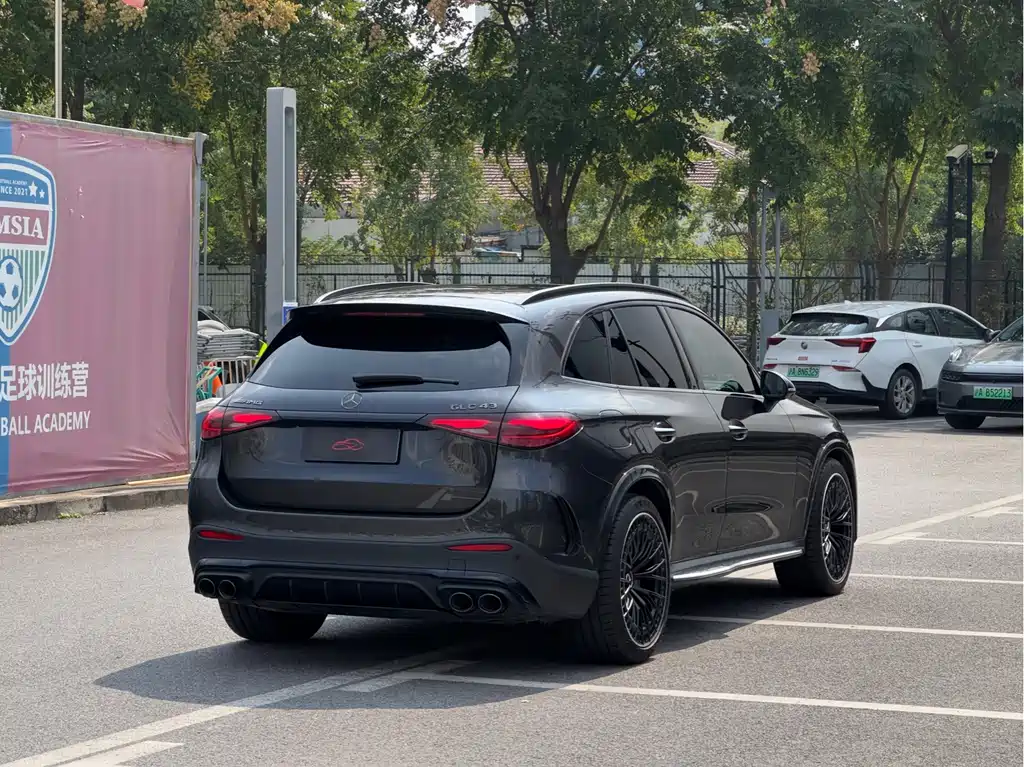 Mercedes-Benz GLC AMG — миниатюра 5