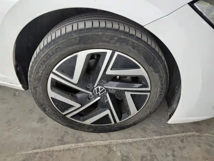 Volkswagen Sagitar — миниатюра 6