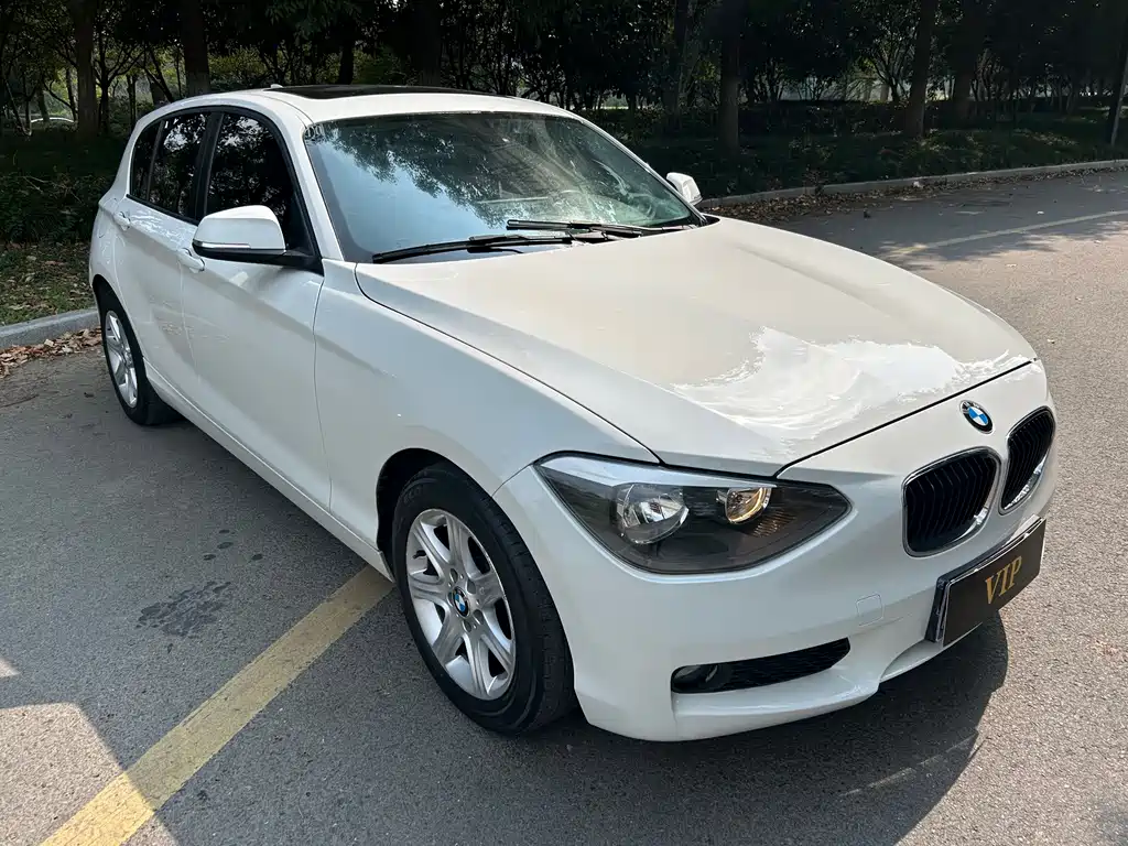 BMW 1 Series (Import) — миниатюра 2