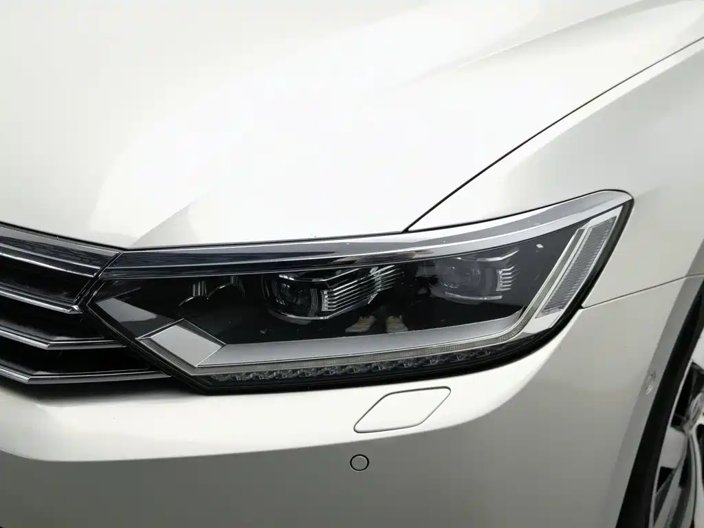 Volkswagen Magotan — миниатюра 7