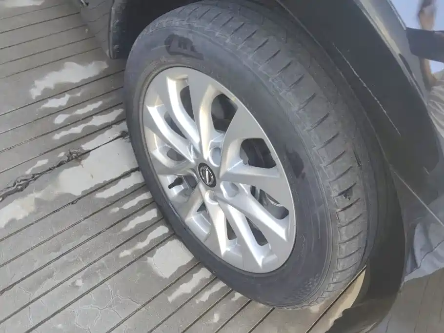Nissan Sylphy — миниатюра 6