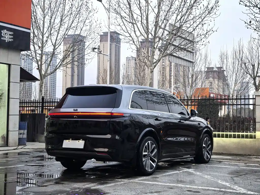 Li Auto IDEAL L8
