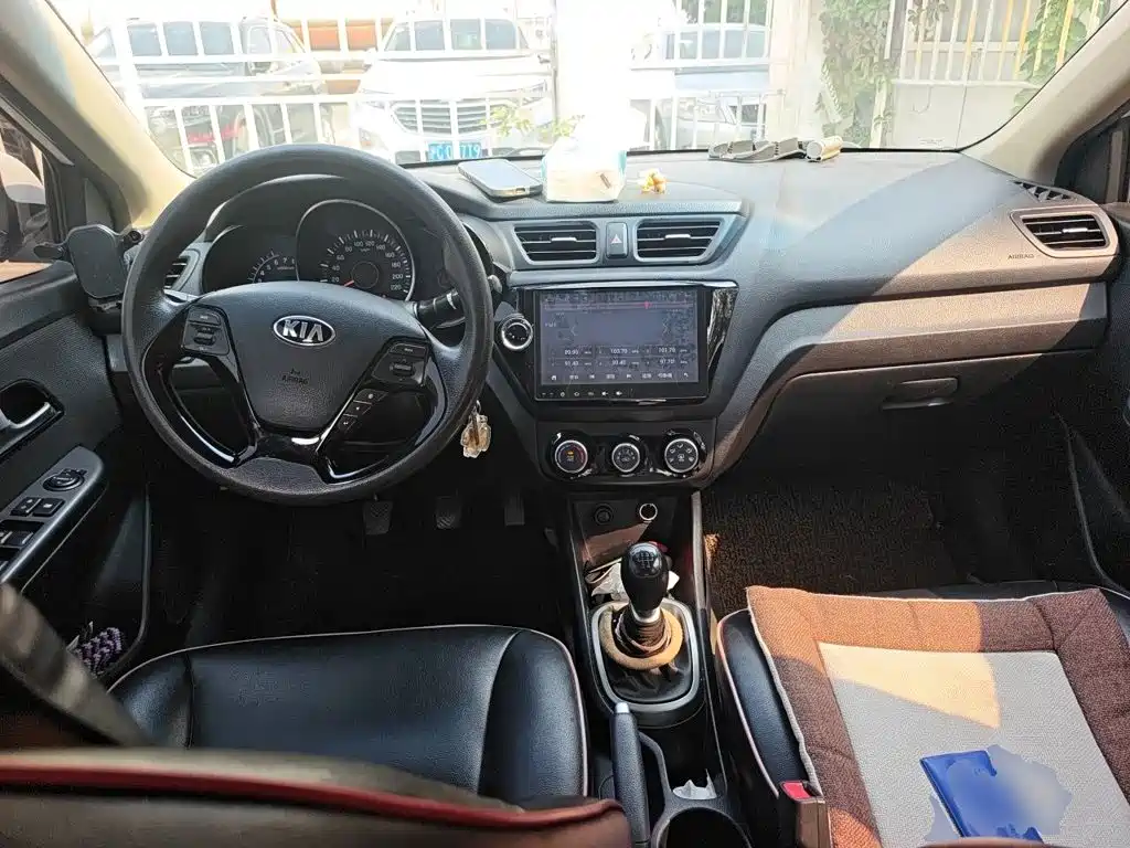 Kia K2 — миниатюра 10