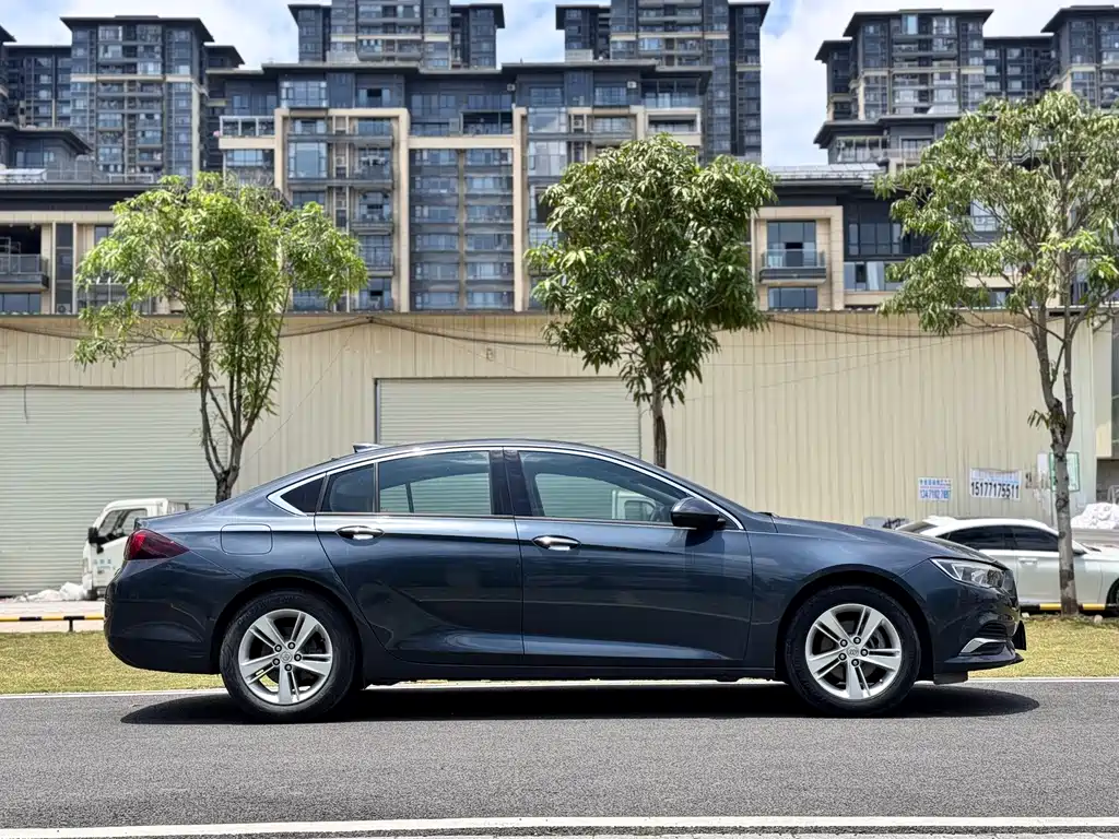 Buick Regal — миниатюра 5