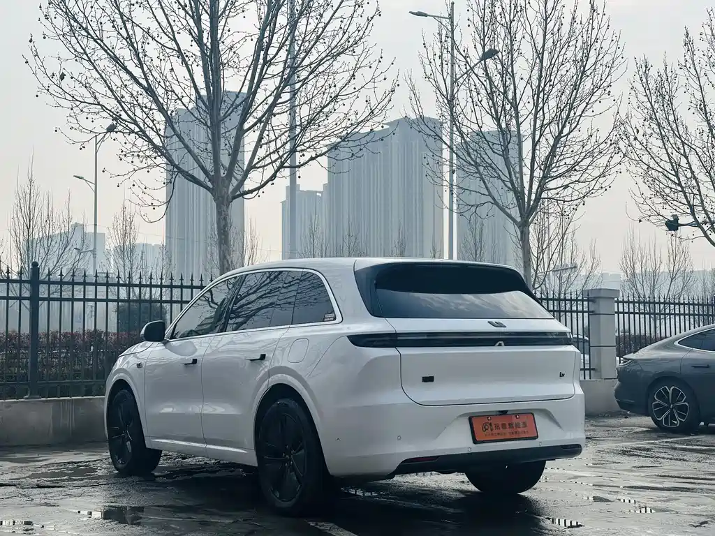 Li Auto IDEAL L6