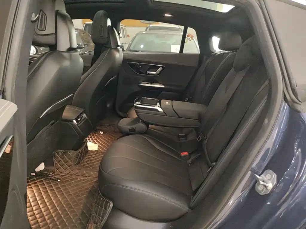 Mercedes-Benz EQE — миниатюра 17