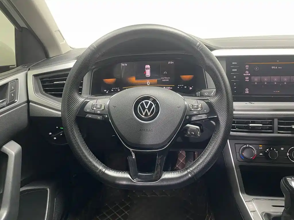 Volkswagen Polo — миниатюра 12
