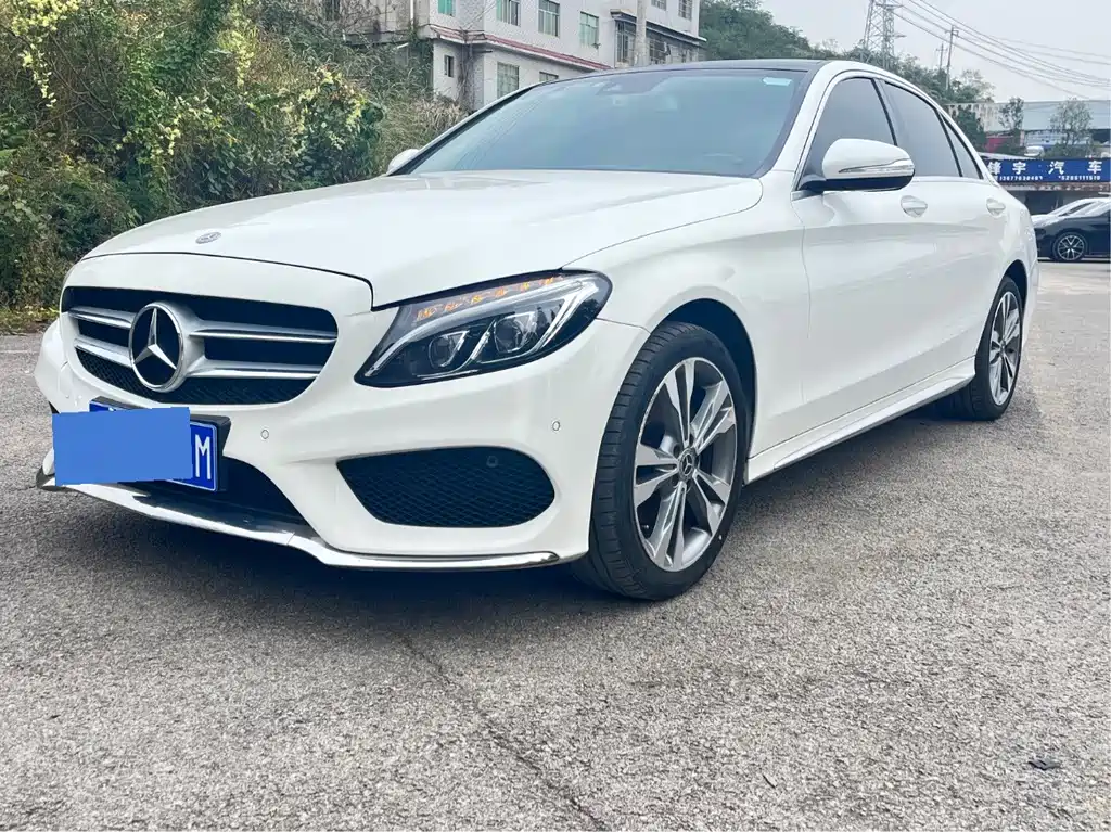 Mercedes-Benz C-Class — миниатюра 3