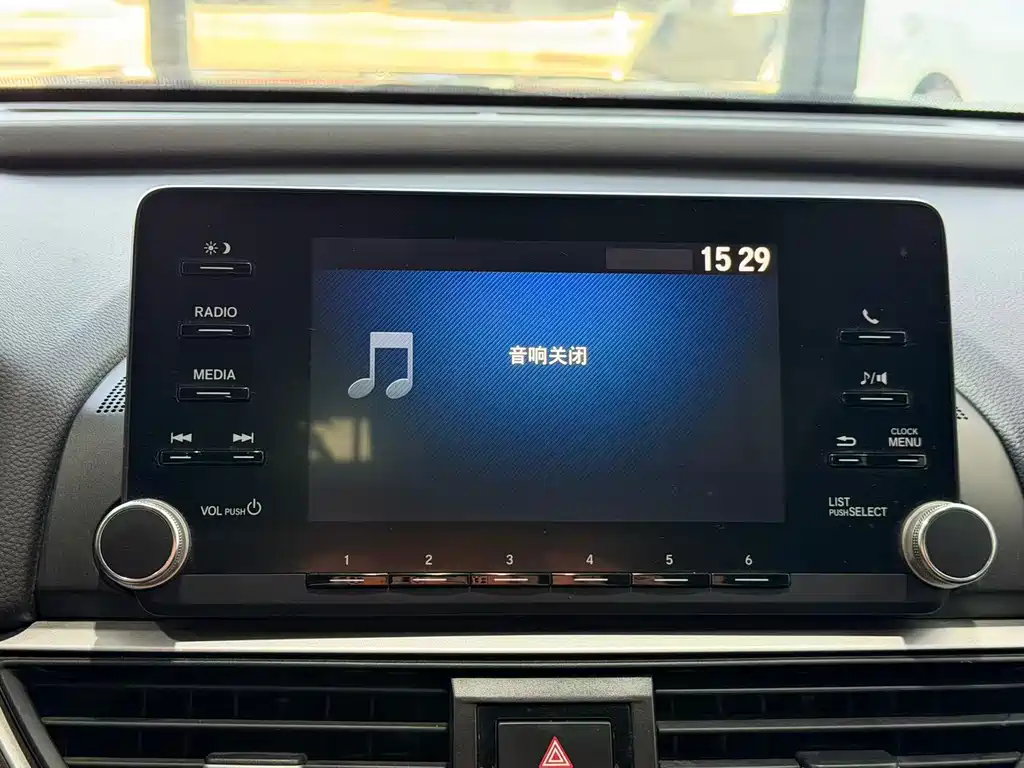 Honda Accord — миниатюра 14