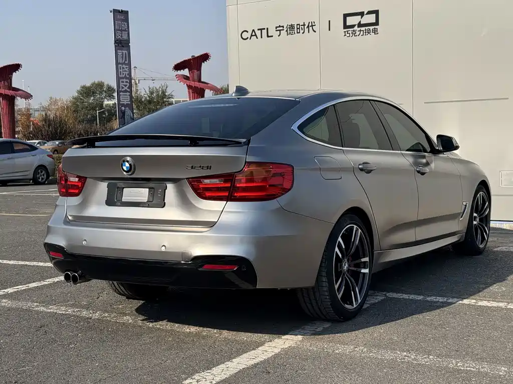 BMW 3 Series GT — миниатюра 9