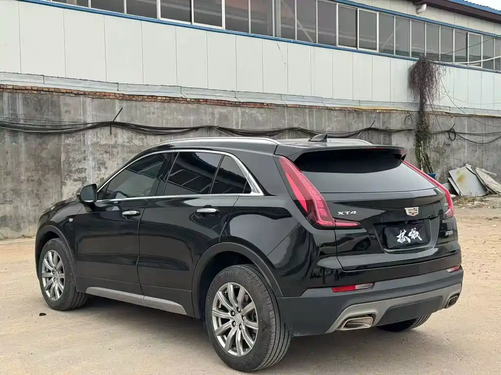 Cadillac XT4 — миниатюра 7