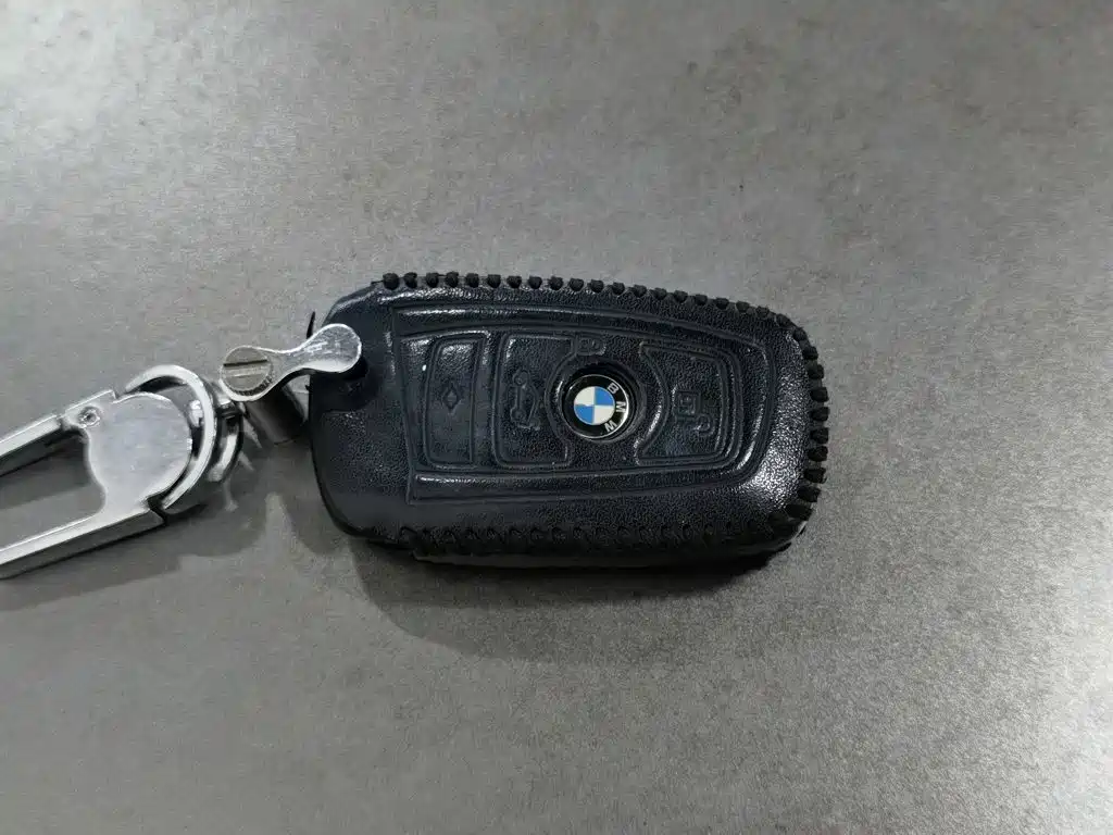 BMW 5 Series — миниатюра 19