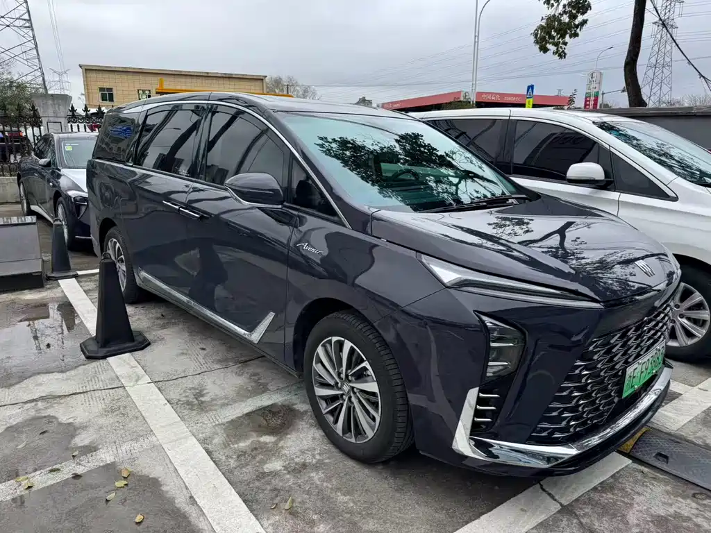 BUICK GL8 NEW ENERGY