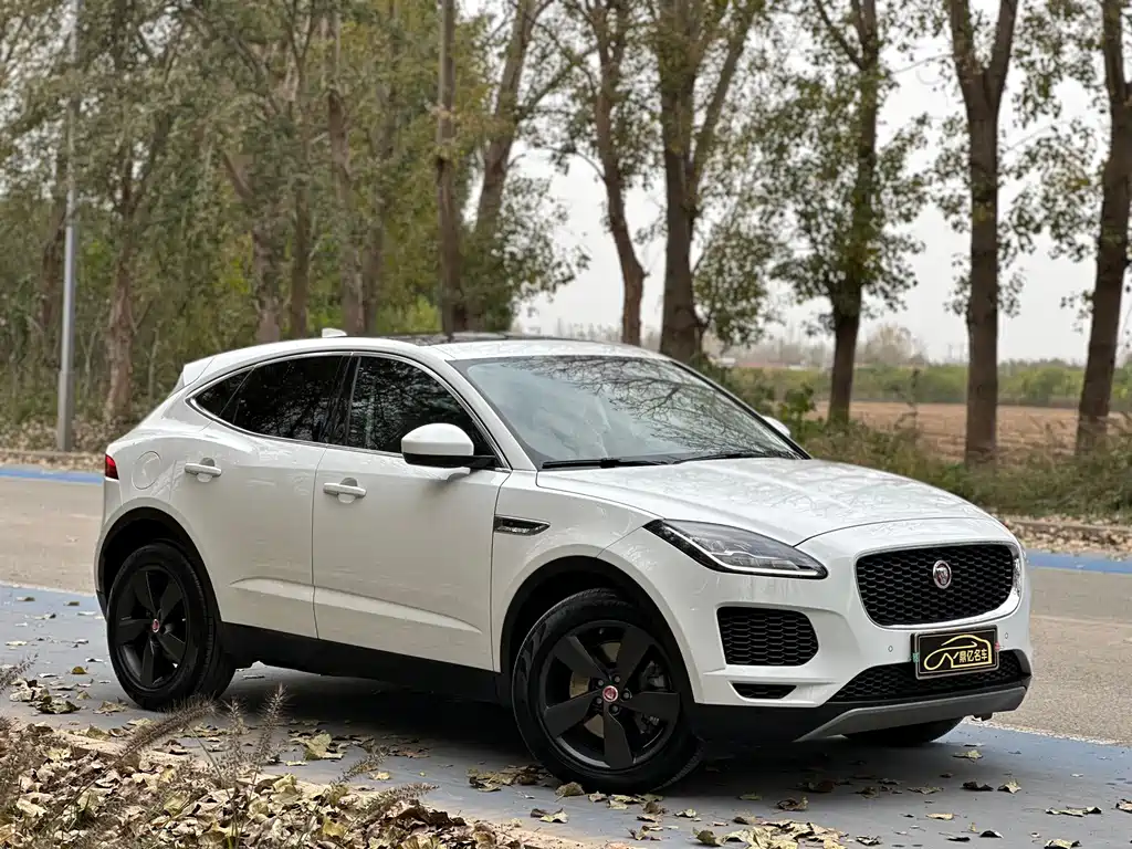 JAGUAR E PACE