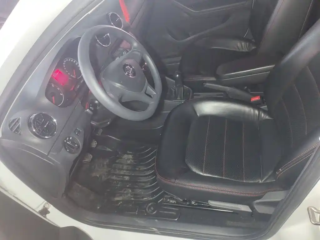 Volkswagen Jetta — миниатюра 15