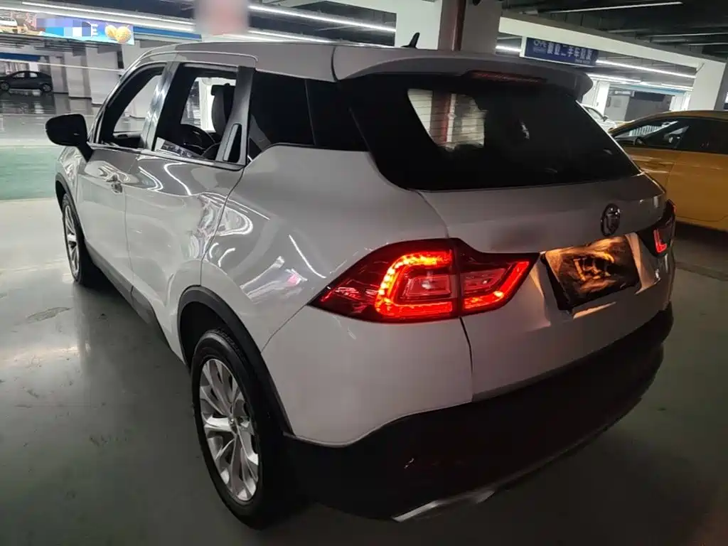 Zhonghua V3 — миниатюра 5