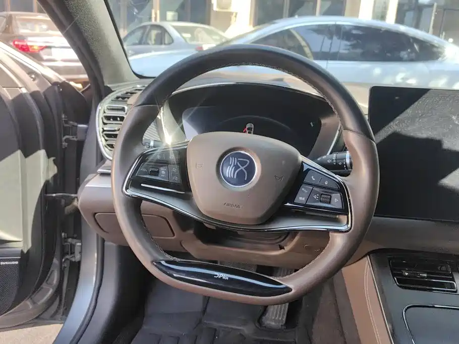 BYD Han — миниатюра 15
