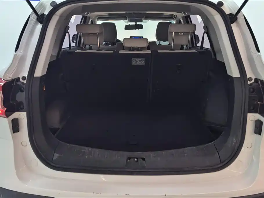 Dongfeng T5 2020 1.6L MT Comfort VI
