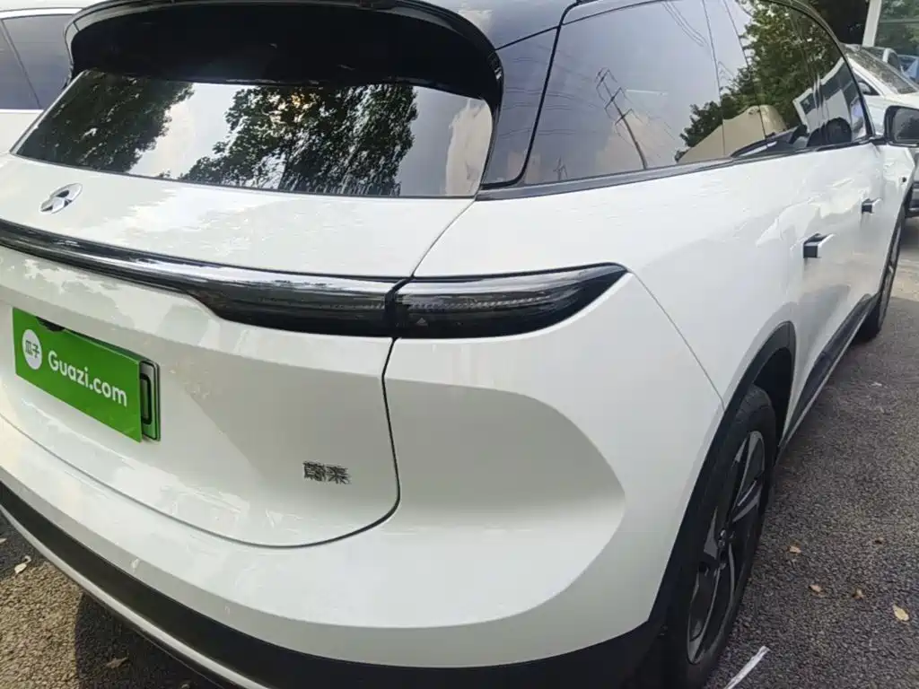 NIO ES6 — миниатюра 8