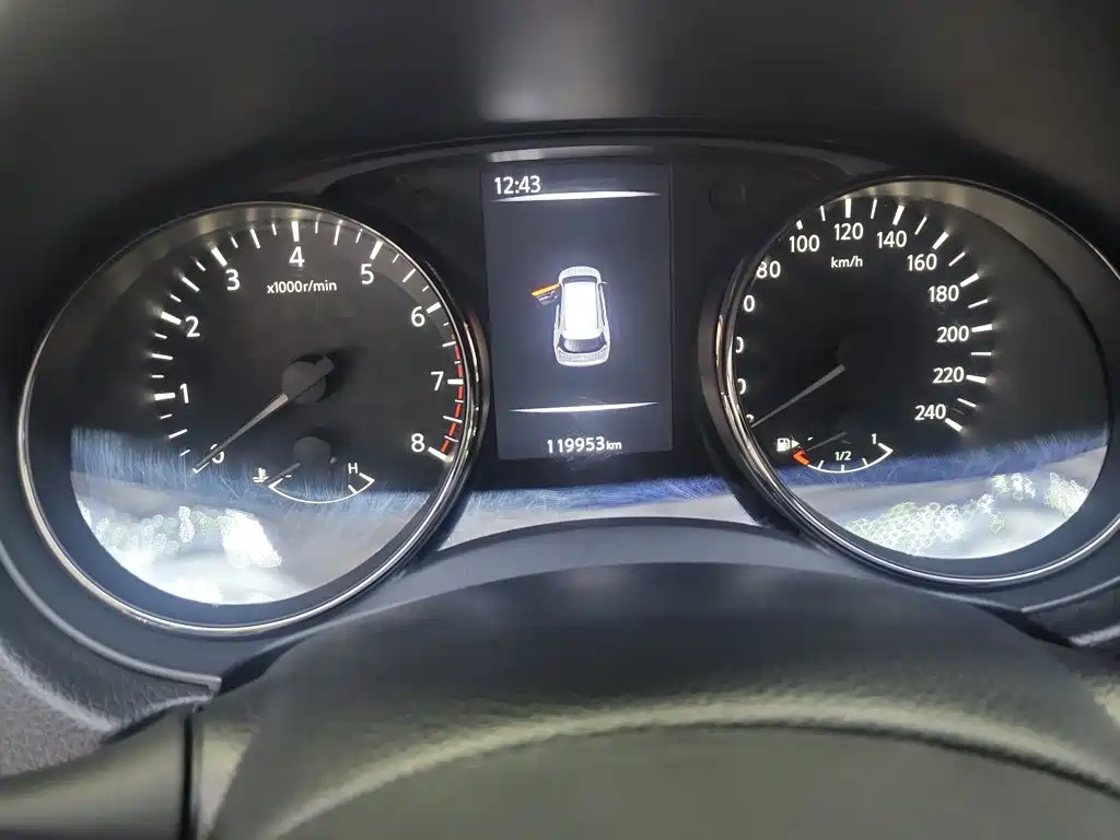 Nissan X-Trail — миниатюра 3
