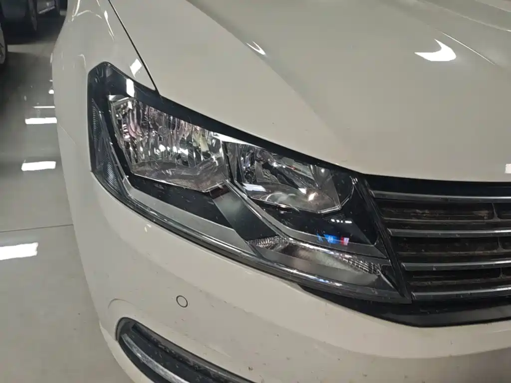 Volkswagen Lavida — миниатюра 11