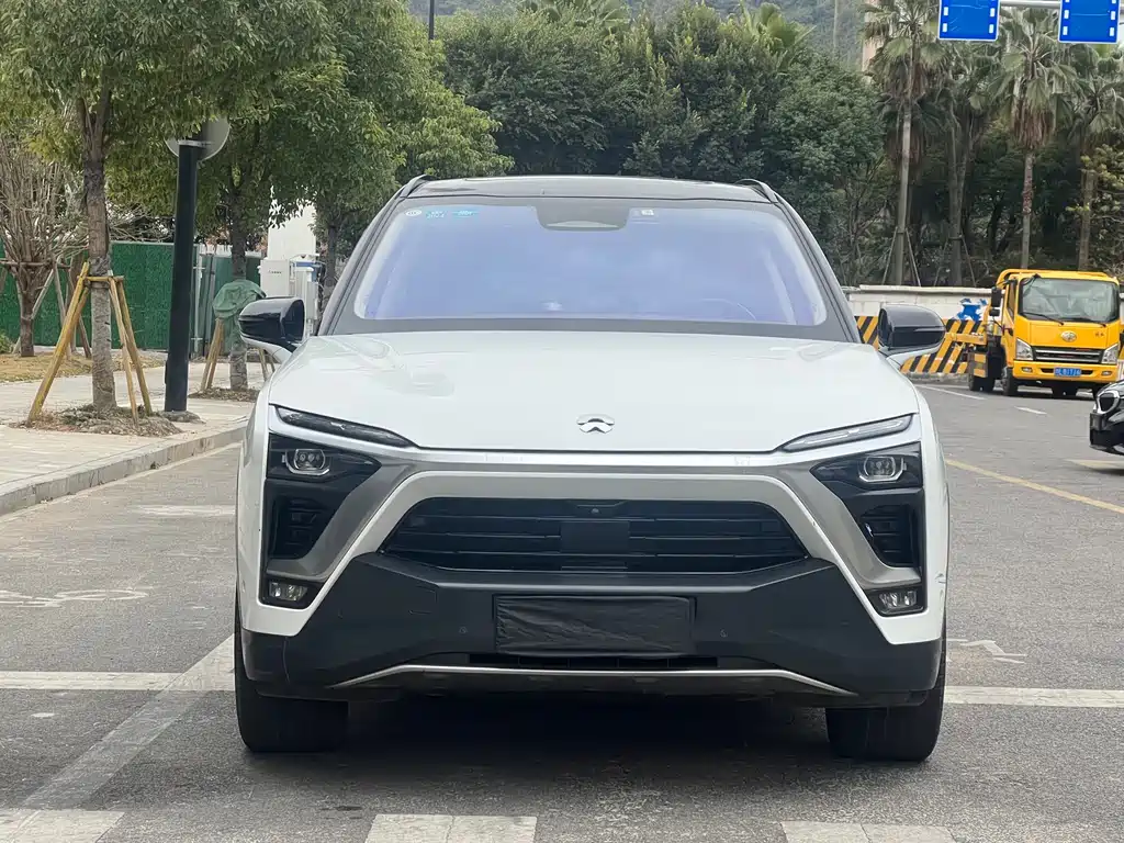 NIO NIO ES8
