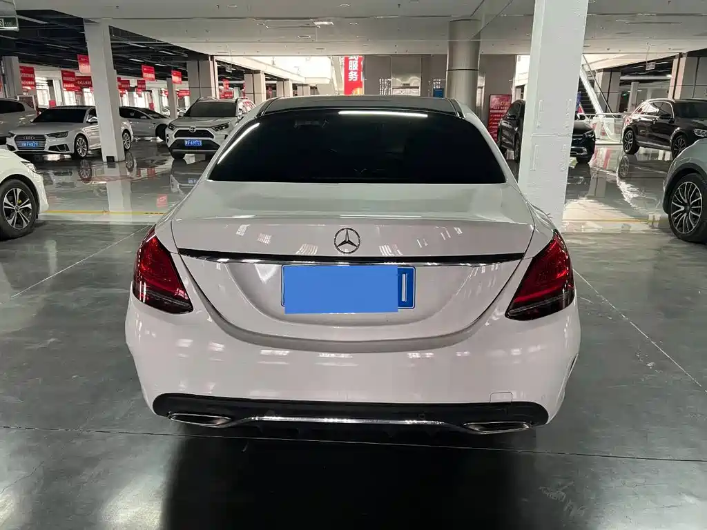 Mercedes-Benz C-Class — миниатюра 4