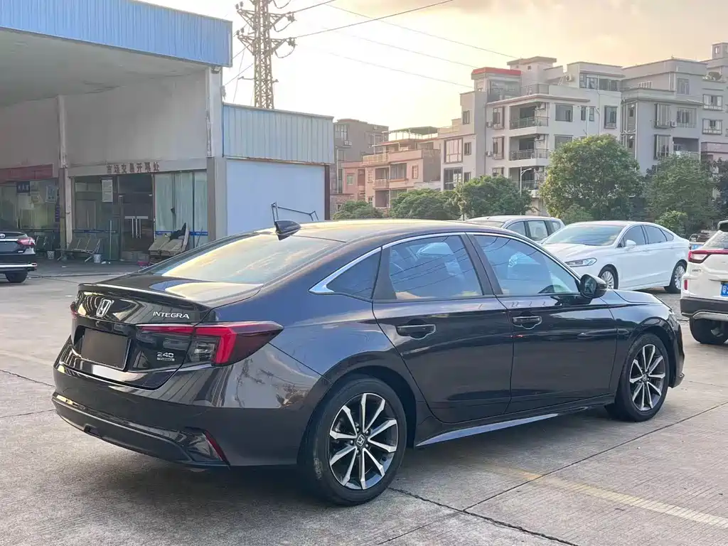 Honda Integra 2022 240TURBO CVT Luxury