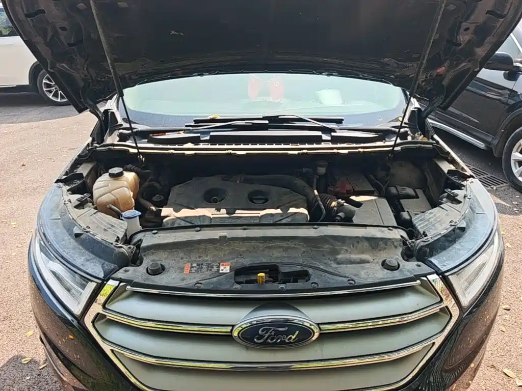 Ford Edge — миниатюра 20