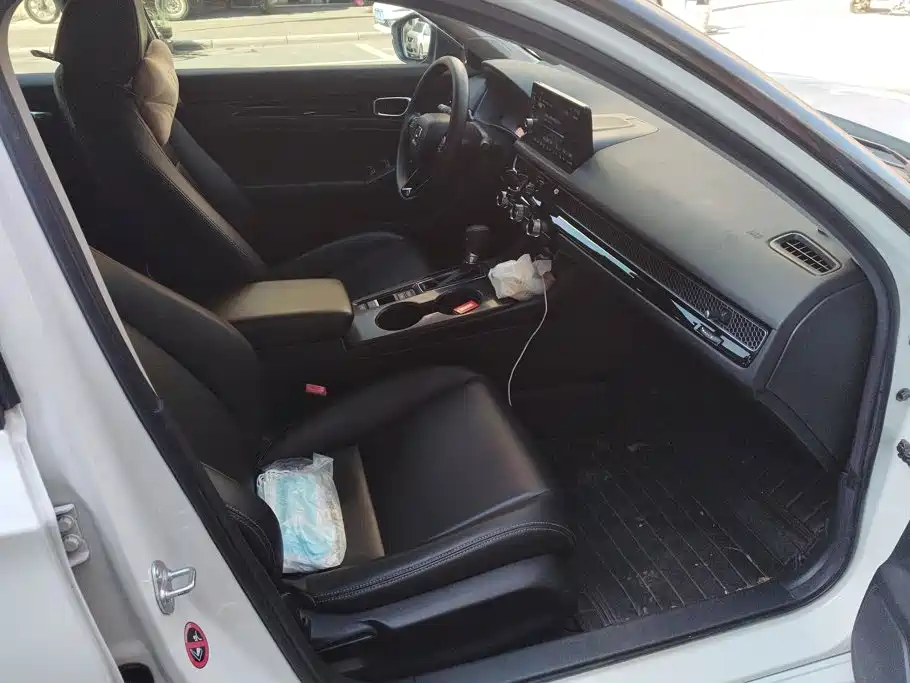 Honda Civic — миниатюра 8