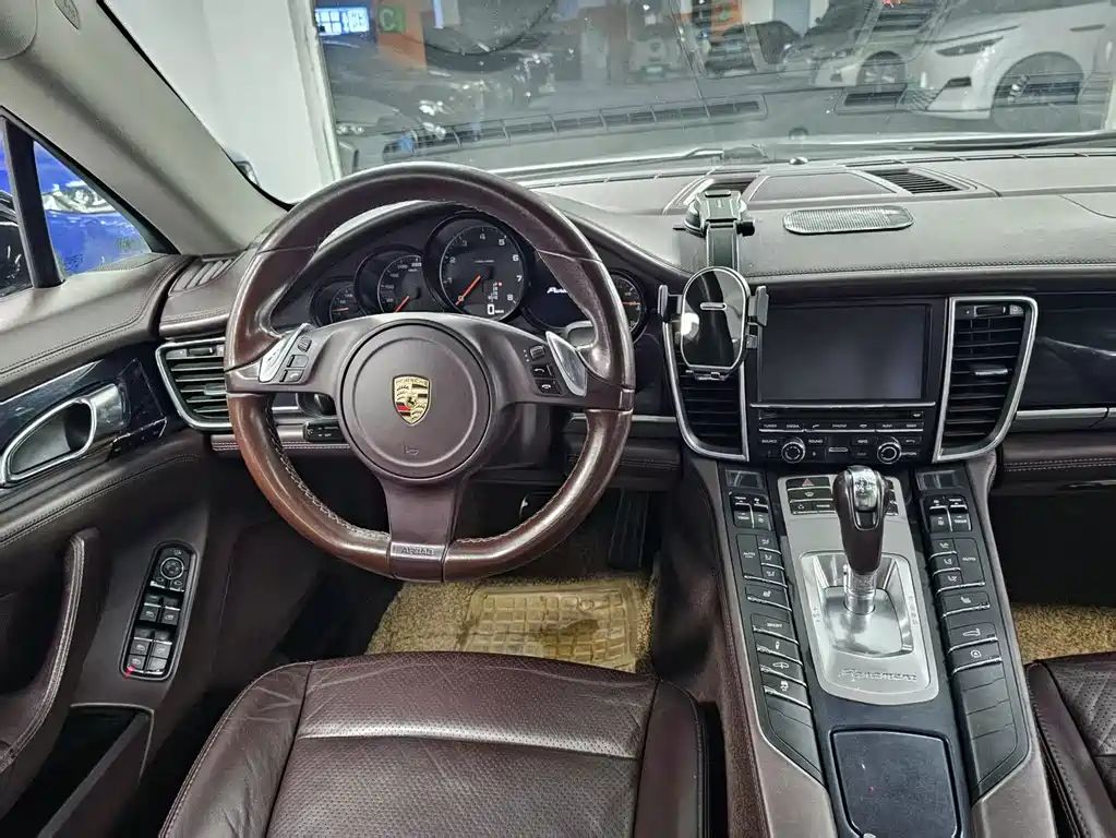 Porsche Panamera — миниатюра 14