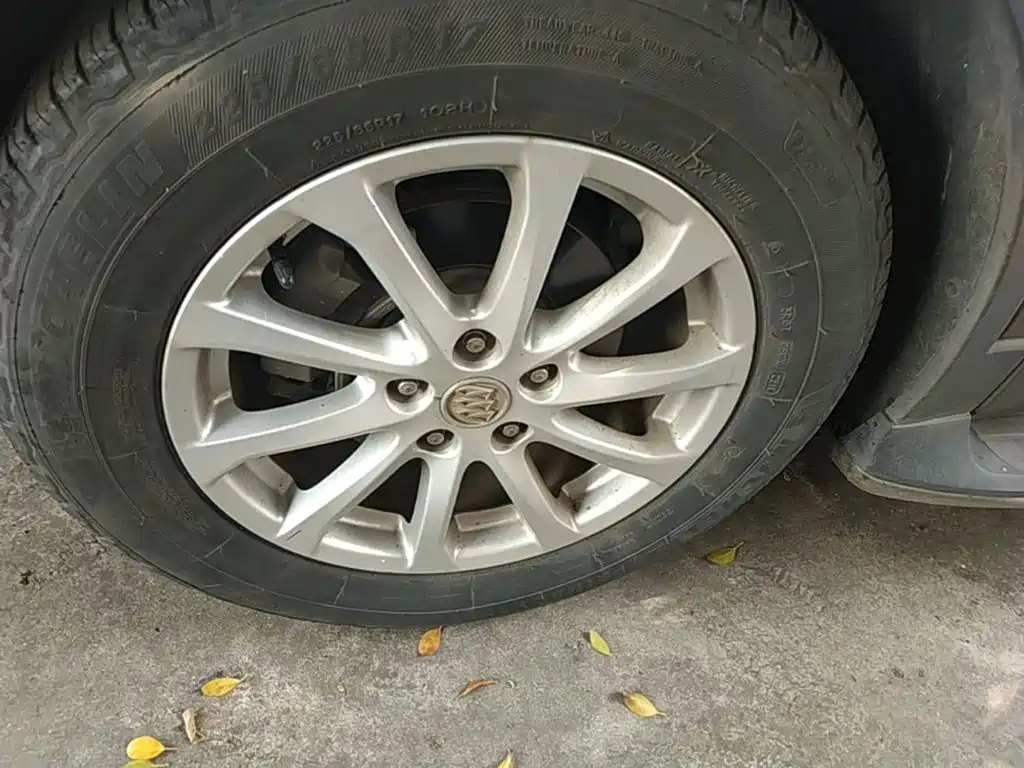Buick Envision Plus — миниатюра 23