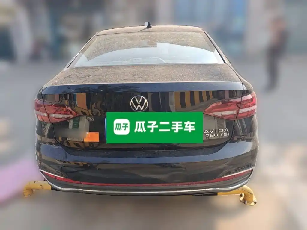Volkswagen Lavida — миниатюра 3